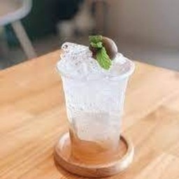 บ๊วย  โซดา