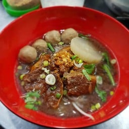 ก๋วยเตี๋ยวโกรวย แฟคคอม แฟคคอม