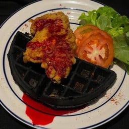 Waffle & Chicken