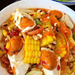 ตำข้าวโพดไข่เค็ม