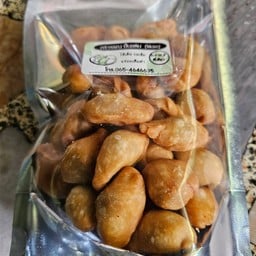 ศรีวรรณ ปั้นขลิบ (ไส้ปลา)