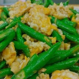 ถั่วฝักยาวผัดไข่