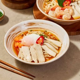 บะหมี่สไปซี่ อกไก่