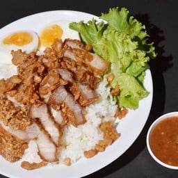 ข้าวหมูสามชั้นทอด หมูเด้งทอด หมูคลุกฝุ่น 🐷 ครัวหมูดีดหมูเด้ง (ข้าวกล่อง อาหารตามสั่ง)