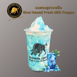 นมสดบลูฮาวายปั่น (Blue Hawaii Fresh Milk Frappe)
