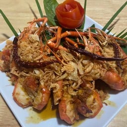 กุ้งแม่น้ำทอดซอสมะขาม