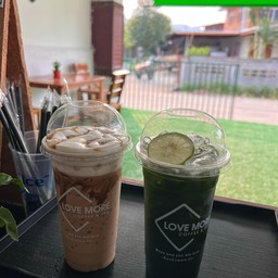 ขอบคุณรูปภาพจาก LoveMore Coffee&tea