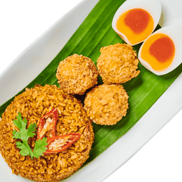 ข้าวผัดน้ำพริก + หมูเด้งทอด