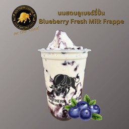 นมสดบลูเบอร์รี่ปั่น (Blueberry Fresh Milk Frappe)