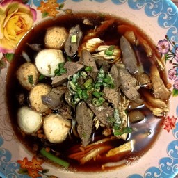 เกาเหลา หมู รวม ไก่ น้ำตุ๋น