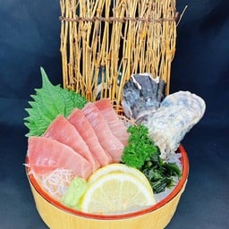 437.CHUTORO SASHIMI