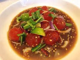 ยำไข่แดงเค็ม