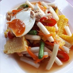 ตำไหลบัวไข่เค็มข้าวโพด (ไม่ปลาร้า)