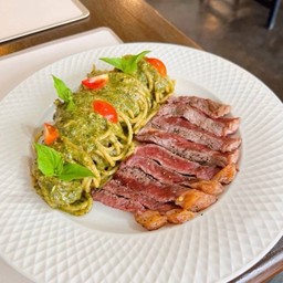 พาสต้าซอสเพสโต้เนื้อออสเตรเลีย Pasta Pesto Sauce With Aus Beef