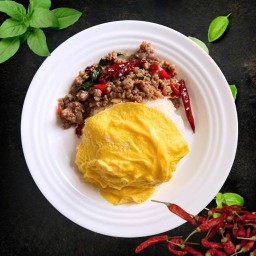 Black tail ข้าวกะเพรา/แซนวิช