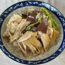 สถานีข้าวมันไก่ บางพลี-ตำหรุ