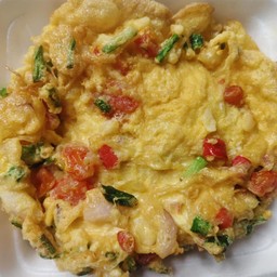 ข้าวไข่เจียวใส่ผัก