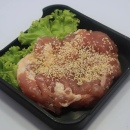 เนื้อหมูนุ่มหมักน้ำมันงา