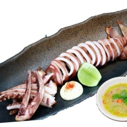 2210.IKA MARUYAKIGrilled Whole Squid ปลาหมึกย่าง (1 ตัว) use
