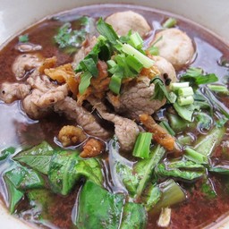 เกาเหลาหมู น้ำตก