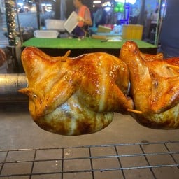 [เซตสุดฮิต] ไก่หมุนย่าง 1ตัว + ข้าวเหนียว + ข้าวสวย