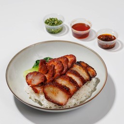 ข้าวคอมโบหมูแดงส่วนท้อง+หมูแดง