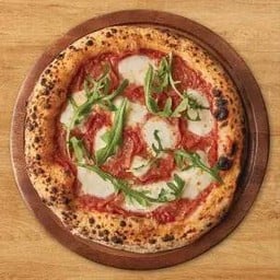 พิซซ่าเปปเปอร์โรนีร็อกเก็ต