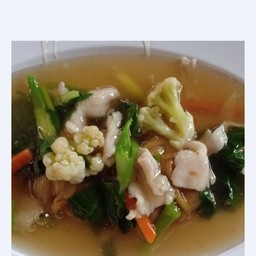 ราหน้าเส้นใหญ่ผัดหมู