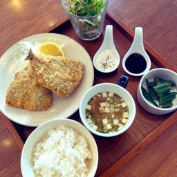 Aji-Fry Teishoku ปลาอจิเซต