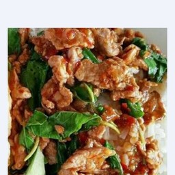 ข้าวกะเพราหมูชิ้น