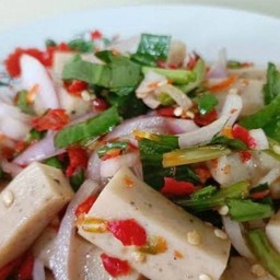 ยำหมูยอ