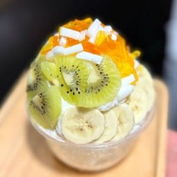 Bingsu L กล้วย ฟรุตสลัด กีวี่