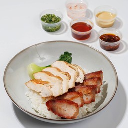 ข้าวคอมโบหมูแดง+ไก่ซีอิ้ว