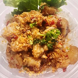 ข้าวสามชั้นคั่วพริกเกลือ
