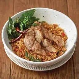 ข้าวผัดกะเพราสเต็กหมู