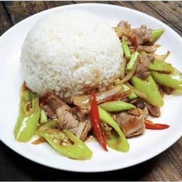 ผัดพริกหยวก