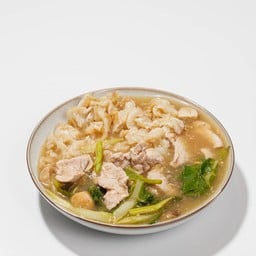 ก๋วยเตี๋ยวราดหน้าหมู