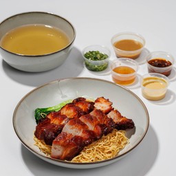 บะหมี่คอมโบหมูแดงส่วนท้อง+หมูแดง