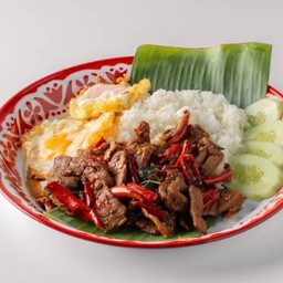 กระเพราถาดเนื้อจานใหญ่