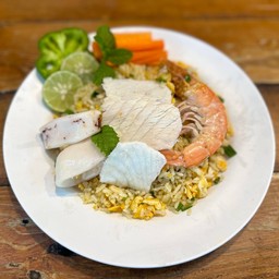 ข้าวผัดทะเล