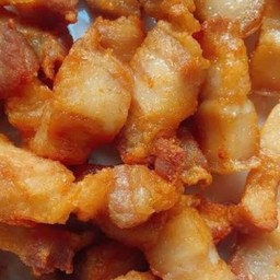 หมูสามชั้นทอดน้ำปลาหอมๆฉ่ำๆไม่มีหนัง