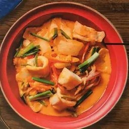 ปลาหมึกผัดไข่เค็ม