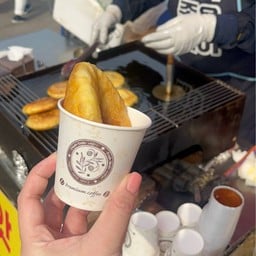 โฮต๊อก หน้าวัดวัดแฮดงยงกุงซา