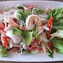 ยำวุ้นเส้นรวมทะเล