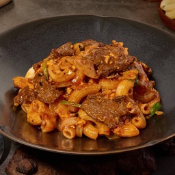 ไทยแท้ผัดมักกะโรนีเนื้อ