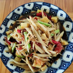 ส้มตำหน่อไม้