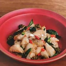 เนื้อปูผัดพริกขี้หนู