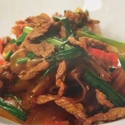 เซี่ยงไฮ้ผัด เนื้อเส้น หมูเส้น