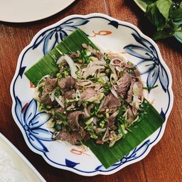 พล่าเนื้อ