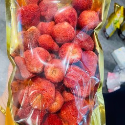 สตอเบอรี่อบกรอบ 200 กรัม กรอบ อร่อย เปรี้ยวหวาน